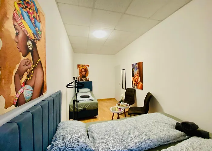Comfortable Private In A Quiet, Well-connected Area Apartment *